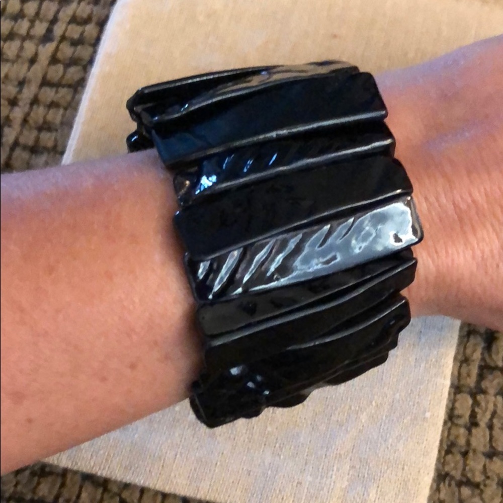 Black Stretchy Bracelet - Picture 6 of 6